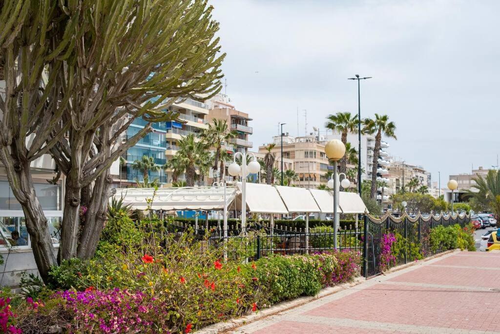Acogedor Alojamiento A Pocos Metros De La Playa Santa Pola Bagian luar foto